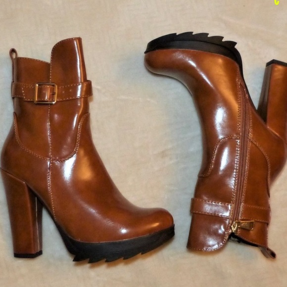 New DBDK Super Tread Walnut Camel/Dark Tan Platform Heel Buckle Boots 7 - Picture 5 of 6